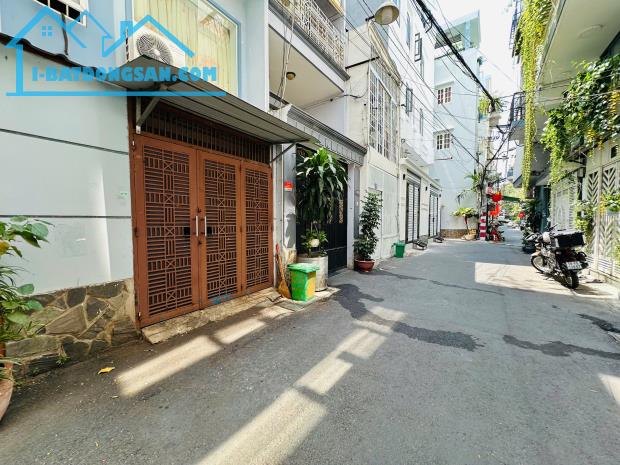 Bán nhà HXH Nguyễn Bặc - DT 44m2 - 1 trệt 2 lầu - Giá 8 tỷ