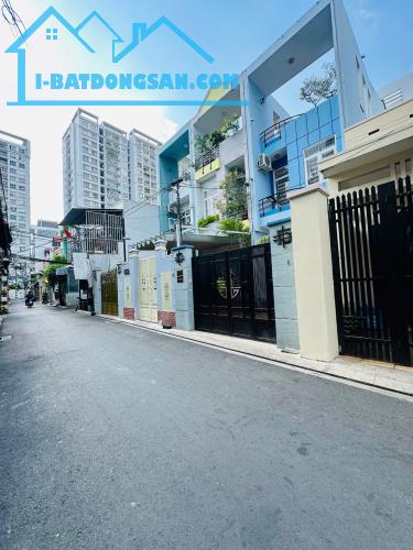 Bán nhà HXH 6m Nguyễn Hồng Đào - DT 4.1 x 27 - 106m2 - tiện xây - Giá 12.8 tỷ TL