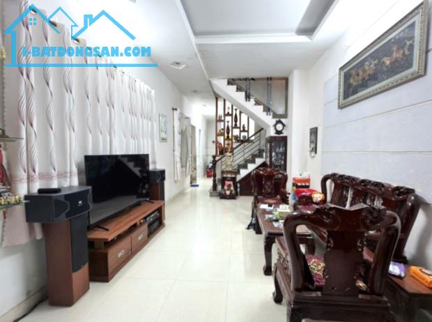 Bán Nhà 3 Tầng-Lê Văn Chí-Linh Trung-Metro-Ngang 5m, 105m2(5mx21m), Nhỉnh 10 Tỷ (TL)