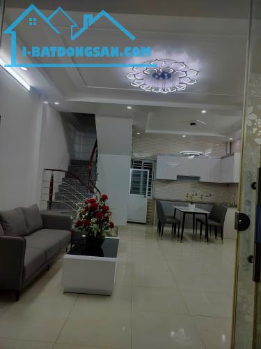 BÁN NHÀ 3 TẦNG NGÔ GIA TỰ – GẦN CHỢ CÁ NAM HẢI – GIÁ 1,98 TỶ