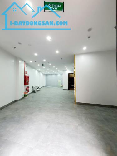 Bán gấp nhà đẹp 6 tầng thang máy ô tô đổ cổng phố Xuân Đỉnh 93M2 giá 24.86 Tỷ