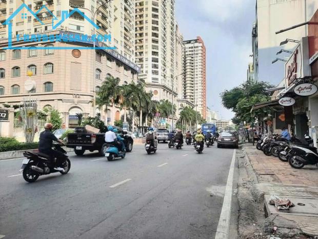 MẶT TIỀN CÔNG CHÚA NGỌC HÂN QUẬN 11- 7.9X20M