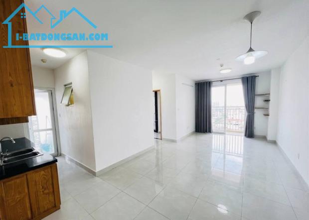 Bán căn hộ Tara Residence Q.8. Diện tích 71,25m2. Kết cấu 2PN 2WC. Sổ hồng riêng.