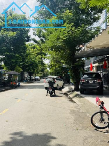 MẶT TIỀN KINH DOANH NGAY TRƯỜNG NGUYỄN TRÃI Đ.SỐ 20 SÁT M1-NHÀ 4 TẦNG 100M2(5x20). 13.5 TỶ