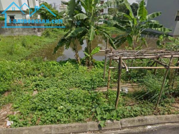 17 tỷ / 200m CẦN BÁN ĐẤT QUẢNG TRƯỜNG TRUNG TÂM - NINH KHÁNH / 0912.547.205