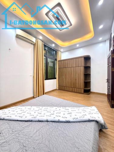 Bán nhà đẹp. Khu vực cầu giấy. Giá rẻ. Full nội thất. Dễ ràng thương lượng.