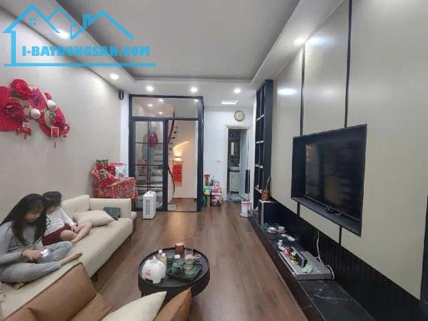 🔥 CỰC HIẾM BA ĐÌNH – 10M RA Ô TÔ TRÁNH – FULL NỘI THẤT 🔥