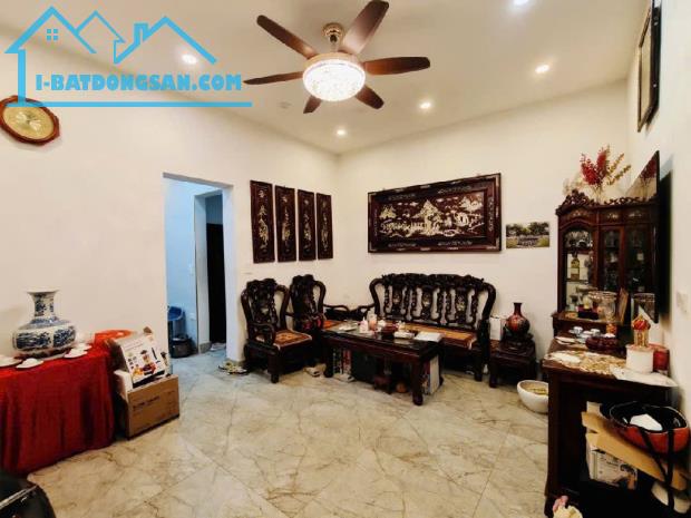 Cơ Hội sở hữu nhà ngõ 279 Đội Cấn 205tr/m2 đón QH cách Ô.tô 30m