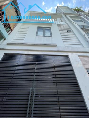 Bán nhà Lý Thường Kiệt - sát ngã Tư Bảy Hiền - DT 5 x 8 - KC 3 tầng - giá 8.2 tỷ TL