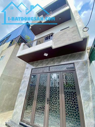 BÁN NHÀ 2 TỶ 150 TRIỆU, NGÕ NGẮN GẦN ĐƯỜNG TÔ HIẾN THÀNH, 54 M2 x 3 TẦNG