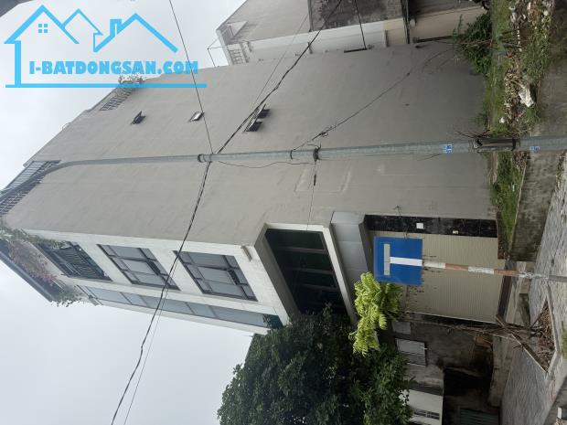 Bán nhà khu Thành Phố Giao Lưu, vỉa hè Ô tô tránh 62 m2 MT 5.5 m chỉ 22 tỷ 0948031338
