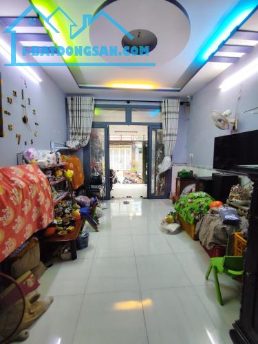 💥🏡🚚Q8, NGỘP, GIẢM SÂU, SÁT MẶT TIỀN,PHÚ ĐỊNH, HXT TRÁNH, 72M2, 3TẦNG,NHỈNH 5T