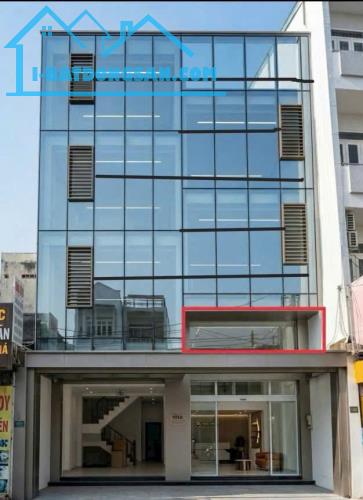 Bán hoặc cho thuê nhà 2 mặt tiền đang hoàn thiện ngay tđc Tân Mai gần Vincom. 8,4x27m.