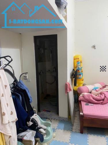 NGÕ NÔNG KHÁ RỘNG, TRƯỚC NHÀ CÓ SÂN – 3 tầng Trần Phú 18m chỉ 4.2 tỷ - SĐCC