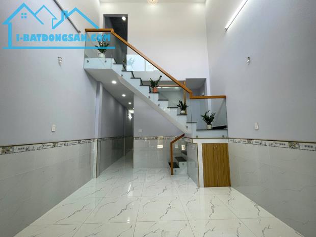 NHÀ ĐẸP 2 TẦNG SÁT TRƯỜNG KIM ĐỒNG - LK 4-5 - 56M2 (4x14)- HẺM Ô TÔ 5M THÔNG. CHỈ HƠN 4 TỶ