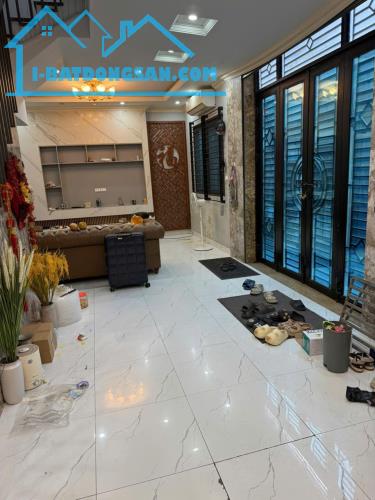 Bán Nhà Thịnh Liệt Hoàng Mai Hà Nội