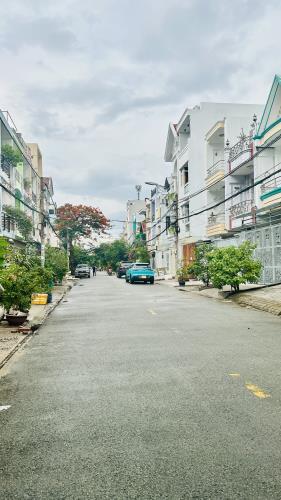 BÁN NHÀ 3 TẦNG KDC- PHẠM THẾ HIỂN Q8 - 80M2 - XE HƠI ĐỔ CỬA - NHỈNH 6 TỶ - GỌI 0784968131