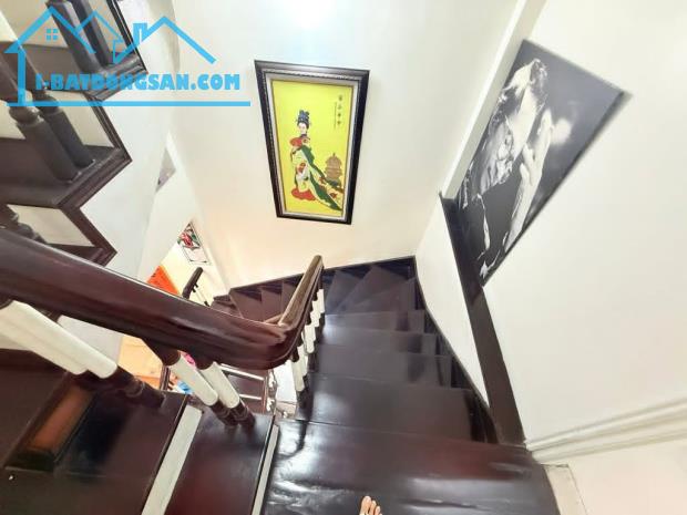 Bán nhà 5 tầng phố Xuân la , diện tích 55m2,giá 21 tỷ