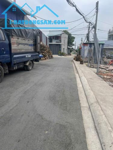 Bán đất giá tốt nhất thị trường 5x23m giá 3,75 tỷ Đường nhựa 6m gần Lê Văn