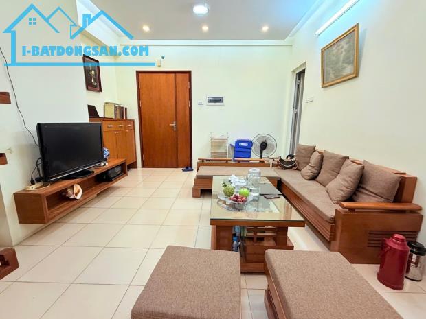 Khu đô thị Resco Phạm Văn Đồng, Cổ Nhuế Nhà đẹp dễ chốt 70m2 (5.68đ)