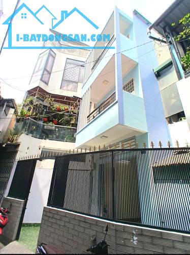 Bán Nhà Q.10 Chỉ 100m Đến An Đông Plaza Ngang Bề Thế 4,5m - 3 Tầng x 45m² - Giá 5,990 Tỷ