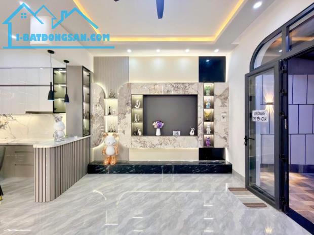 BÁN NHÀ XUÂN ĐỈNH - 7 TẦNG THANG MÁY - NGÕ NÔNG ĐỘC LẬP - 48M2 - 12 TỶ