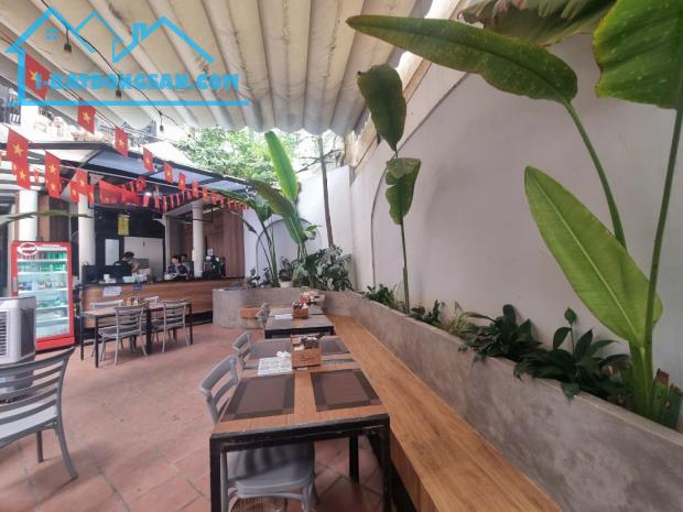 Hạ 2 tỷ nhà Phương Liệt 140m2, 5T, MT6.5m, 2 thoáng ô tô đỗ thoải mái gần Hồ Phương Liệt