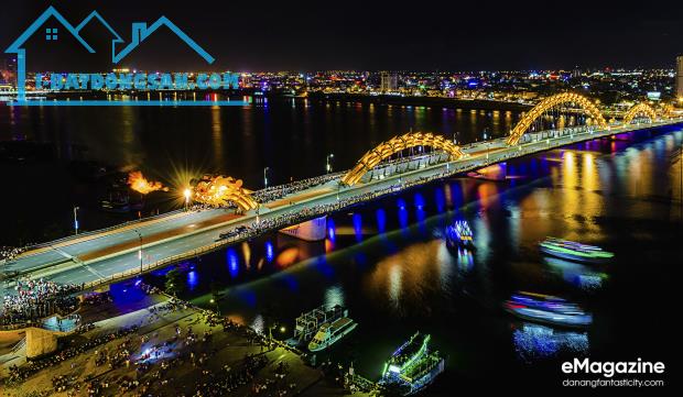 *Bán cặp đất đẹp, Biển Sơn Thủy, đường Lê Văn Tâm, dt 180m2 (ngang 10m), giá 15,9 Tỷ
