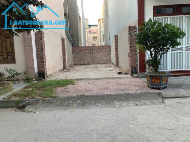 Lô áp góc Đặng Thai Mai TP Hải Dương mặt 5m giá chỉ 3.x tỷ