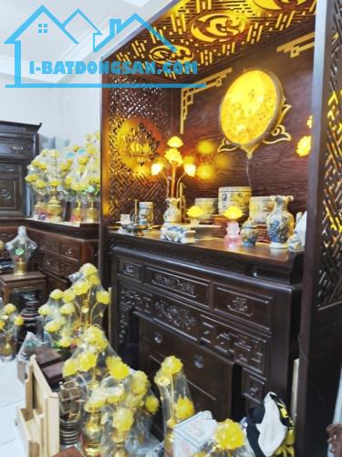 CHÍNH CHỦ CẦN BÁN GẤP NHÀ KIM MÃ PHỐ VIP BA ĐÌNH FULL NỘI THẤT 47M X 5 TẦNG MT 4,3M 13,75