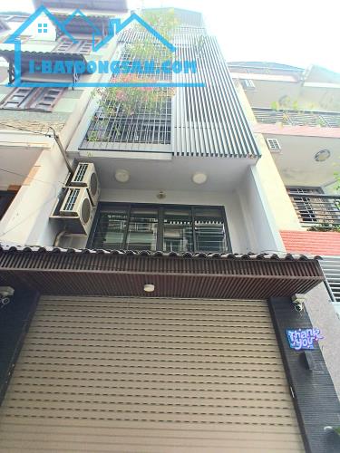 Bán Nhà Hẻm Xe Hơi Q.3 - Nhìn Là Thấy Công Viên Số 1 Lý Thái Tổ - 36m² x 5 Tầng