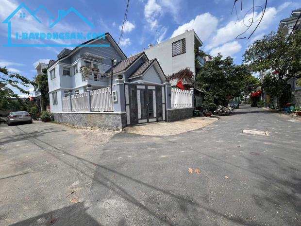 Lô đất hẻm 175 đình phong phú DT 81m vị trí đẹp