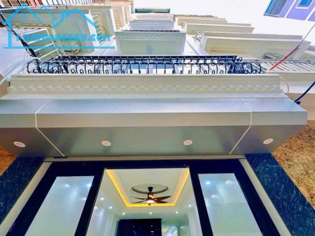 XUÂN ĐỈNH 43M2 6 TẦNG MT 3.8M - THANG MÁY - 9 PHÒNG CHO THUÊ -NHỈNH 15 TỶ