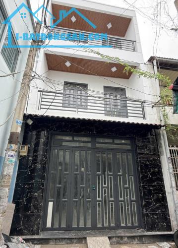 Nhà 3 tầng Ni Sư Huỳnh Liên, cạnh Vinmart Bàu Cát, 4.35 tỷ