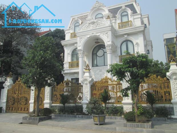 MB Bank phát mại biệt thự KĐT Dịch Vọng gần công viên Cầu Giấy 310m2 chỉ 8x tỷ. LH 0989626