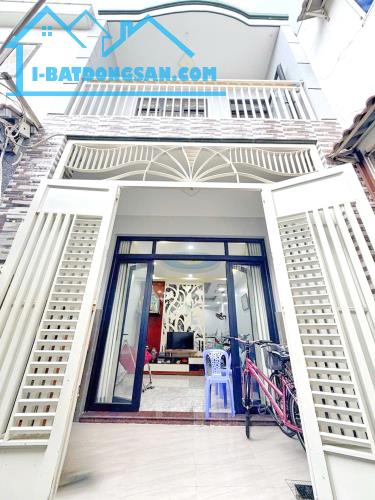 BÁN NHÀ 2 TẦNG (4x12M) GẦN BV TÂN HƯNG – CẦU HIMLAM QUẬN 7