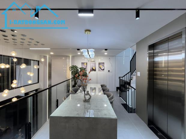 Mặt tiền Cư xá Đồng Tiến quận 10 (DT 4x20m) nhà 4 tầng tiện ở liền