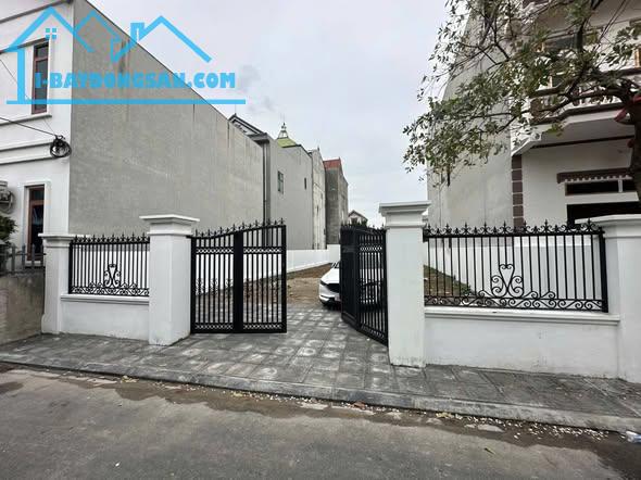 Bán đất cực xinh 290m2, mt10.8m, 34,8 tỷ, Nguyên Khê, Đông Anh.