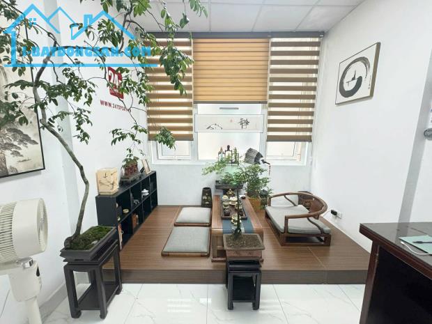 BÁN GẤP NHÀ GIANG VĂN MINH PHỐ VIP BA ĐÌNH KD ONLINE 37M X 4 TẦNG 12,2 TỶ.