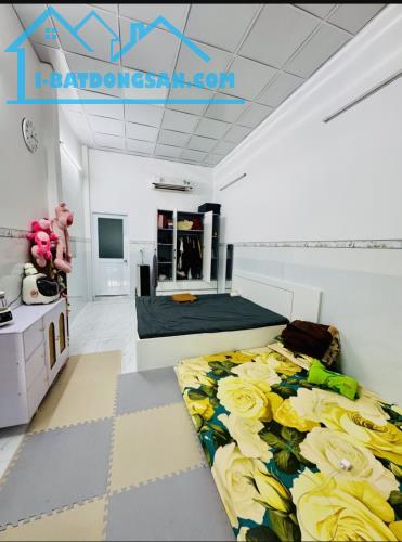 Bán gấp mặt tiền 15m Nguyễn Quang Diêu- Tân Phú 62m² KD sầm uất, đủ tiện ích 9.x tỷ. Hiếm.