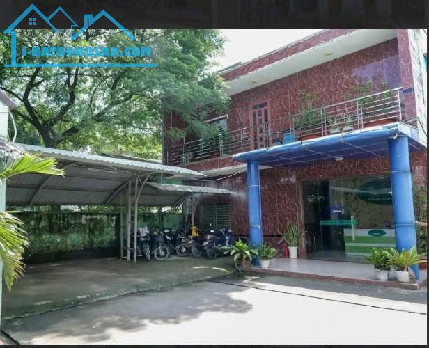 NHÀ XƯỞNG MT ĐẶNG CÔNG BỈNH – HÓC MÔN – DT KHỦNG 1050m² – GIÁ CHỈ 18 TỶ‼️