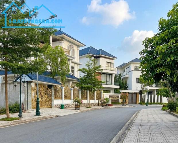 SIÊU PHẨM LÔ GÓC BIỆT THỰ KĐT HÀ TIÊN – ĐẲNG CẤP GIỚI TINH HOA DT319,5m2 Villa chỉ40,5tr/m