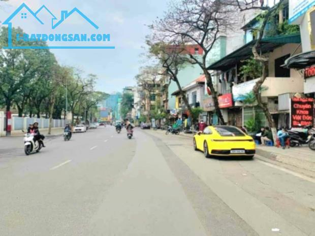 BÁN GẤP NHÀ MẶT PHỐ NGỌC HÀ PHỐ VIP BA ĐÌNH KD, VỈA HÈ Ô TÔ TRÁNH 14 TỶ