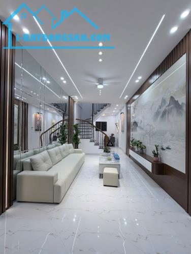 BÁN NHÀ 4 TẦNG NỘI THẤT ĐẸP, HAI MẶT THOÁNG, GẦN ĐƯỜNG Ô TÔ, PHỐ KIM GIANG – HOÀNG MAI.