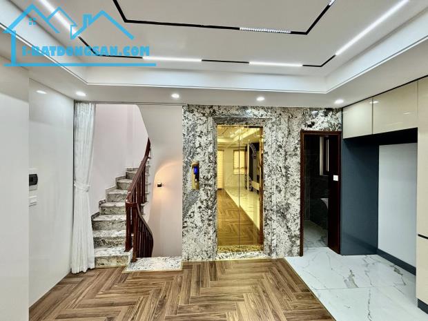 🏡 TRUNG TÂM QUẬN TÂY HỒ - LÔ GÓC 2 MẶT THOÁNG - THANG MÁY XỊN - KHAI THÁC DÒNG TIỀN CỰC Đ