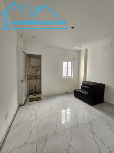 Nhà Mặt Tiền Đường Trần Quang Khải. Phường Tân Định. Quận1. 6 Tầng. 4x22m. Giá 34 Tỷ. Bán