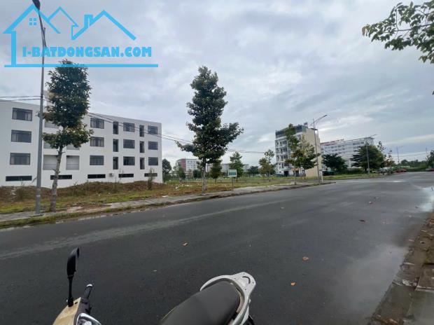 🏡 BÁN NỀN -KHU STK AN BÌNH – ĐỐI DIỆN BỆNH VIỆN S.I.S CẦN THƠ☎️ Liên hệ: 0939.86.87.88 B