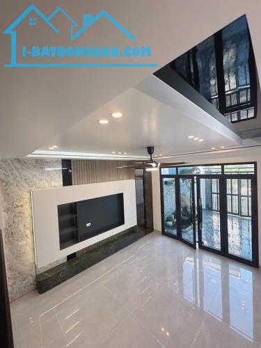 BÁN NHÀ 4 TỶ 850 TRIỆU, MẶT ĐƯỜNG NHÁNH LƯU HỮU PHƯỚC , 77M2 x 3 TẦNG