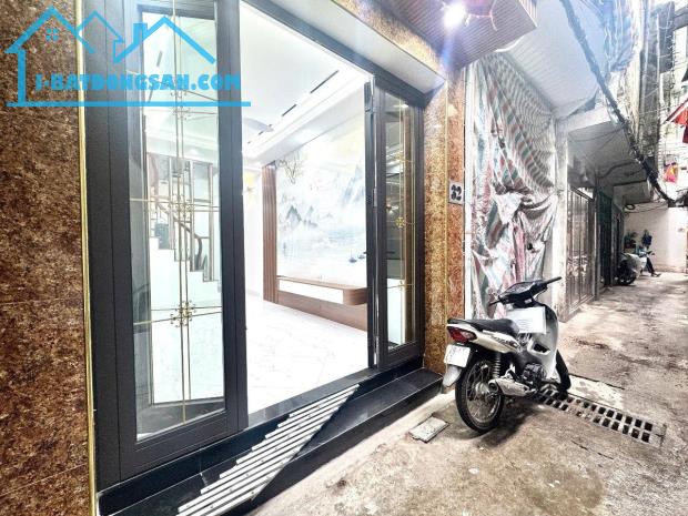 Nhà đẹp Thụy Khuê - gần Hồ Tây - Full nội thất - 32m² - Chỉ 6.45 tỷ