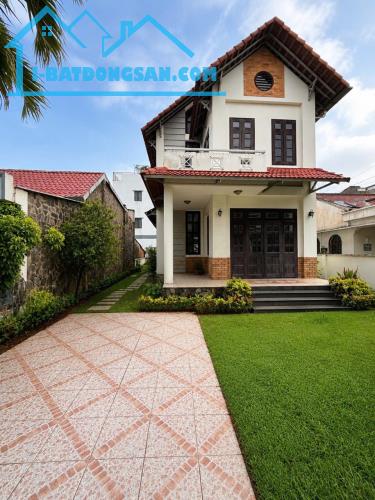 Bán Gấp Biệt Thự Đặng Văn Bi 260m2 (10 x 26) 2 Tầng 20,5Tỷ TL